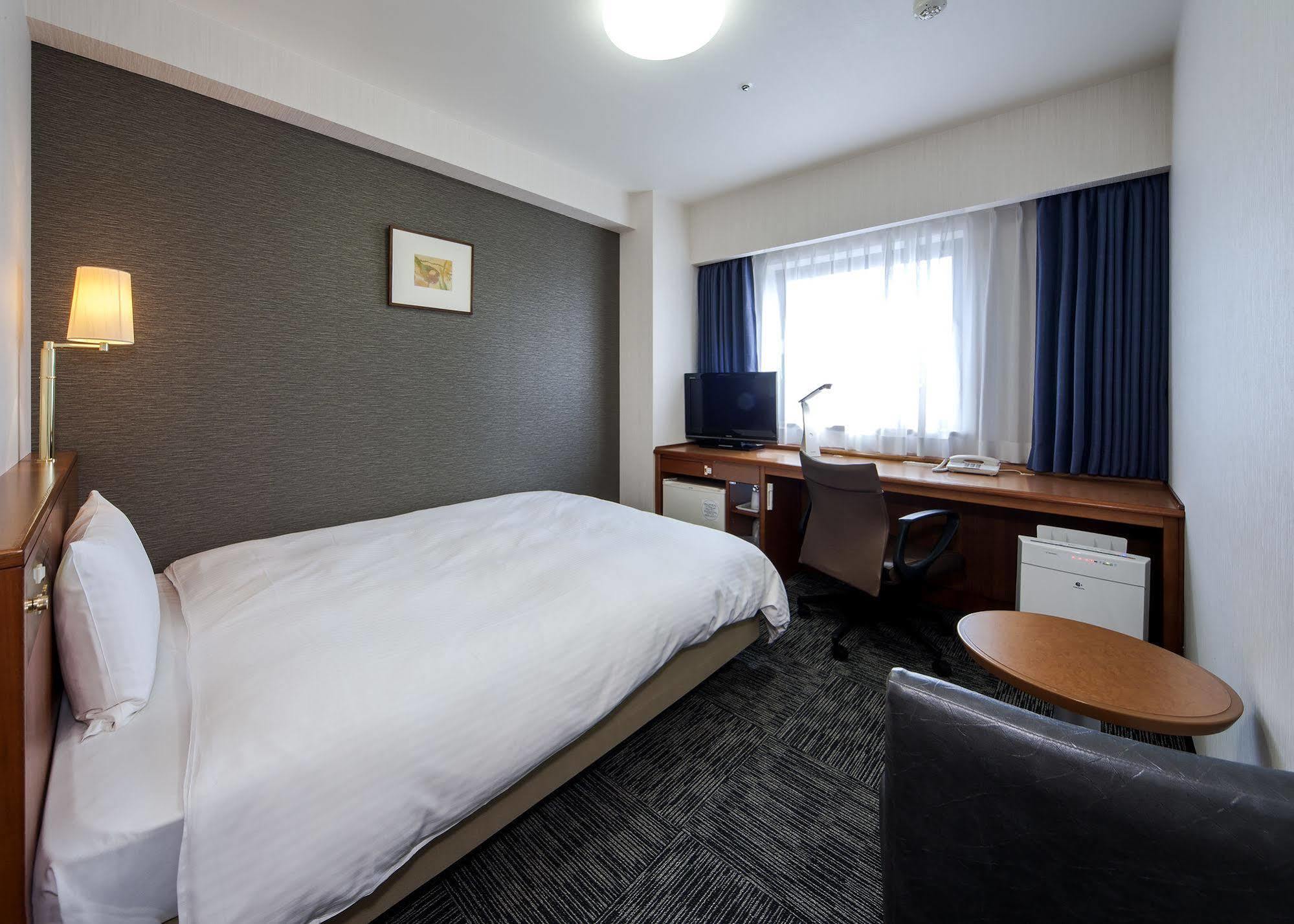Daiwa Roynet Hotel Тояма Екстер'єр фото