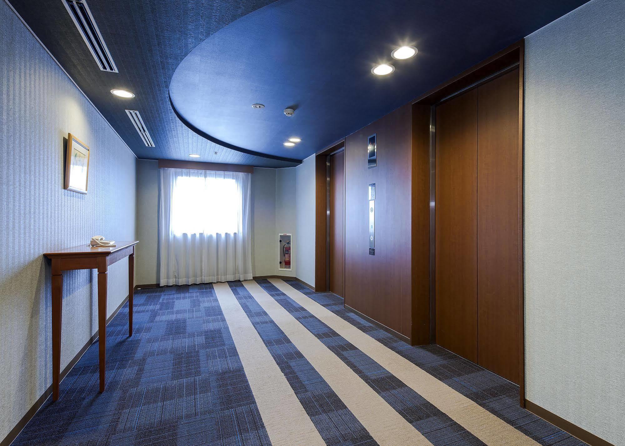 Daiwa Roynet Hotel Тояма Екстер'єр фото